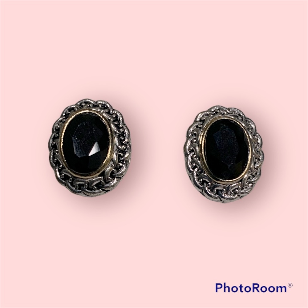 Vintage onyx earrings with gold ribbon and silver braid matches any look!